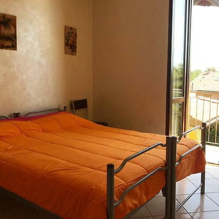 Villa The Sweet Rose With Pool Манерба-дель-Гарда Экстерьер фото