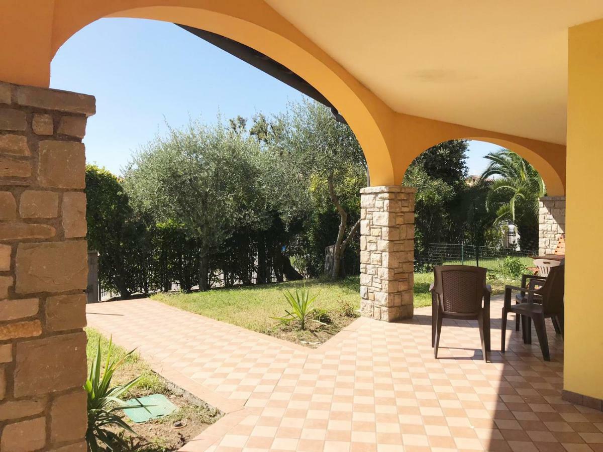 Villa The Sweet Rose With Pool Манерба-дель-Гарда Экстерьер фото