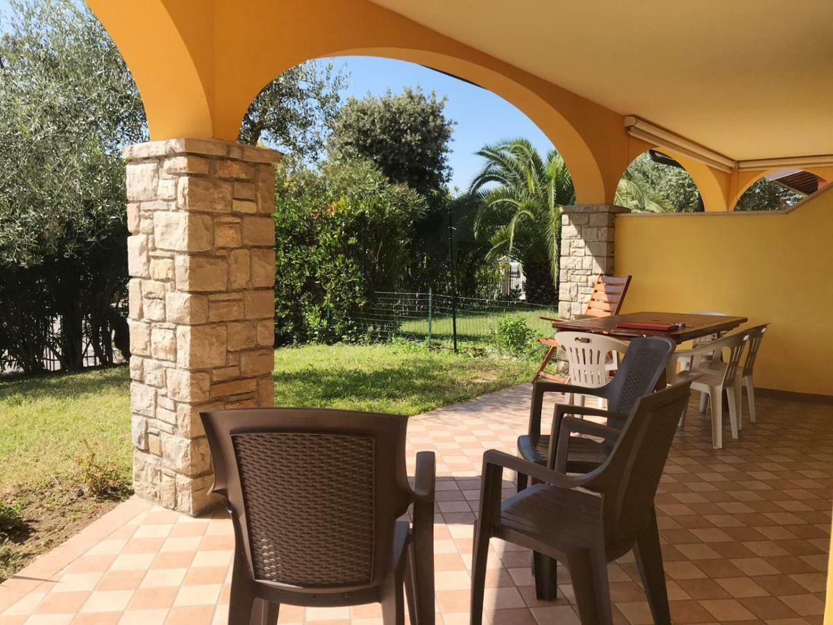 Villa The Sweet Rose With Pool Манерба-дель-Гарда Экстерьер фото