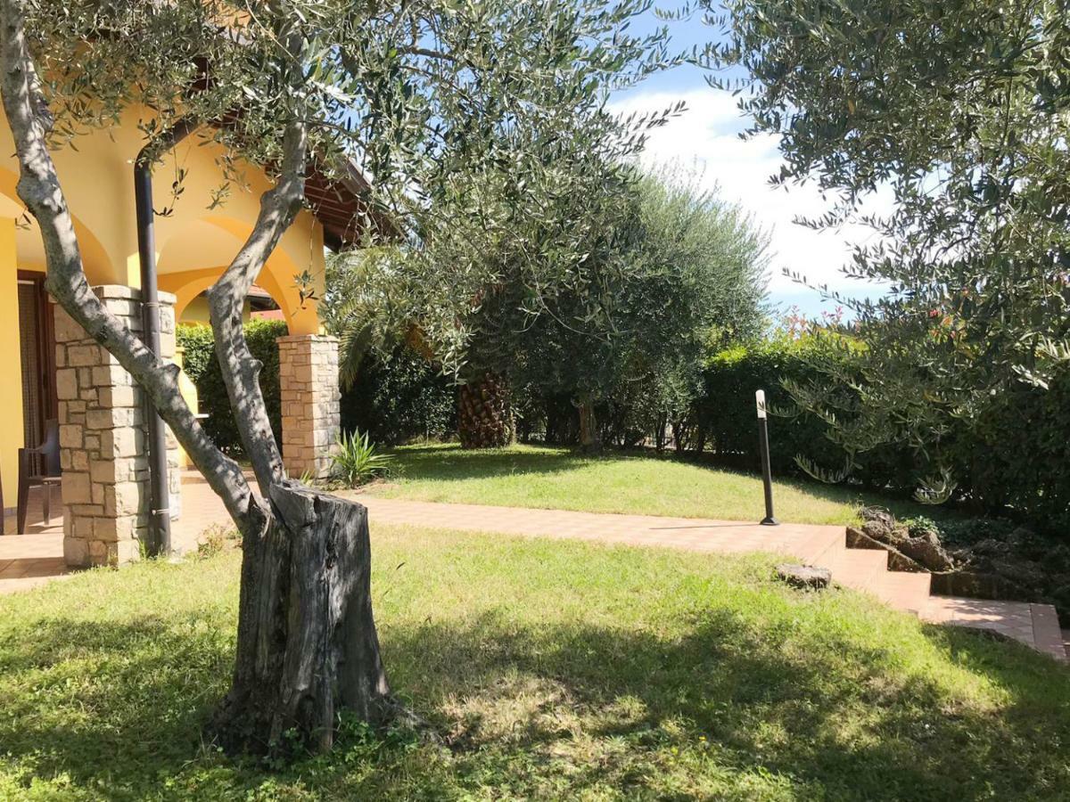 Villa The Sweet Rose With Pool Манерба-дель-Гарда Экстерьер фото