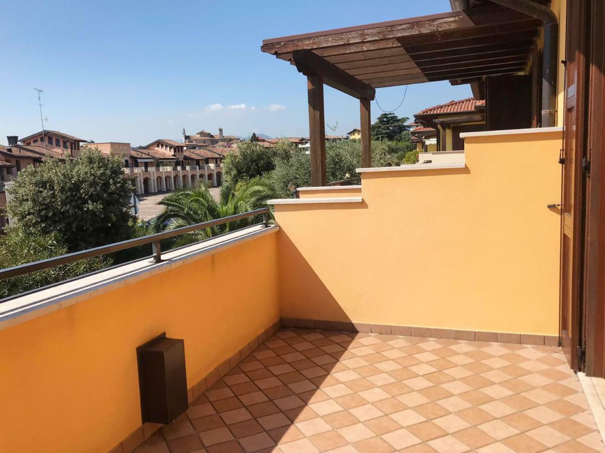 Villa The Sweet Rose With Pool Манерба-дель-Гарда Экстерьер фото