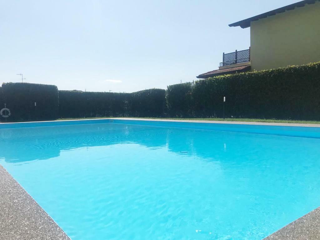 Villa The Sweet Rose With Pool Манерба-дель-Гарда Экстерьер фото